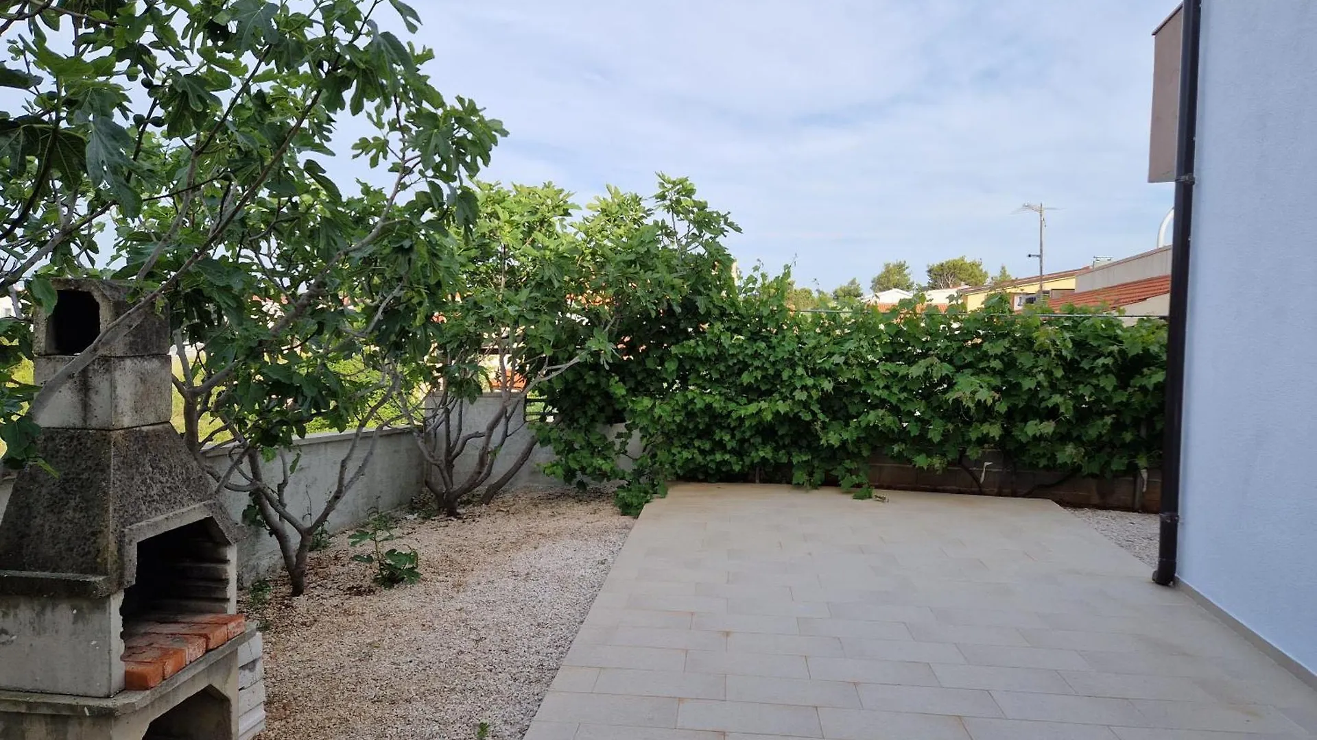 Gemuetliche Wohnung Ema In Vir 0*,  Croacia